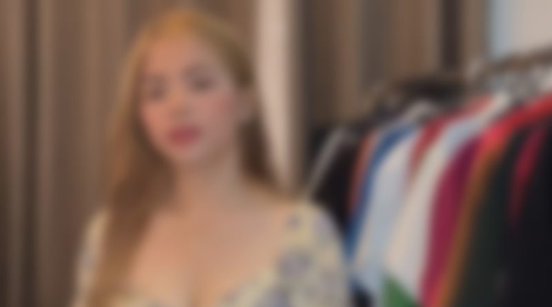 Wife earned 300K by selling her cheating husband's clothes and accessories online